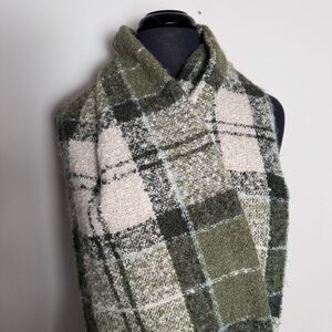 Barbour Green and Cream Plaid Scarf